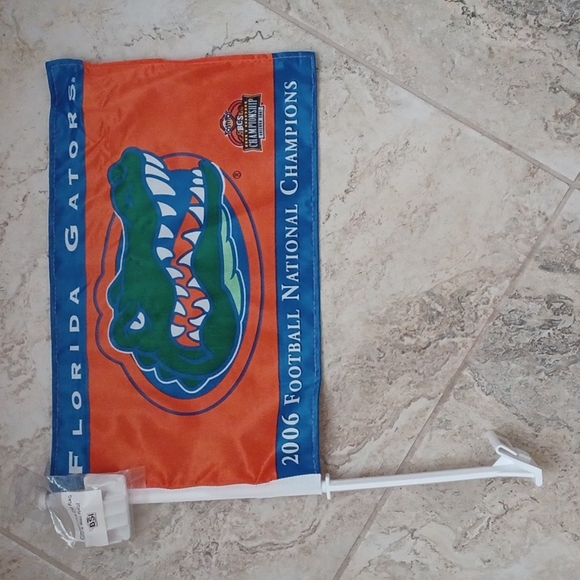 NEW Florida Gators Car Flag - Picture 1 of 10